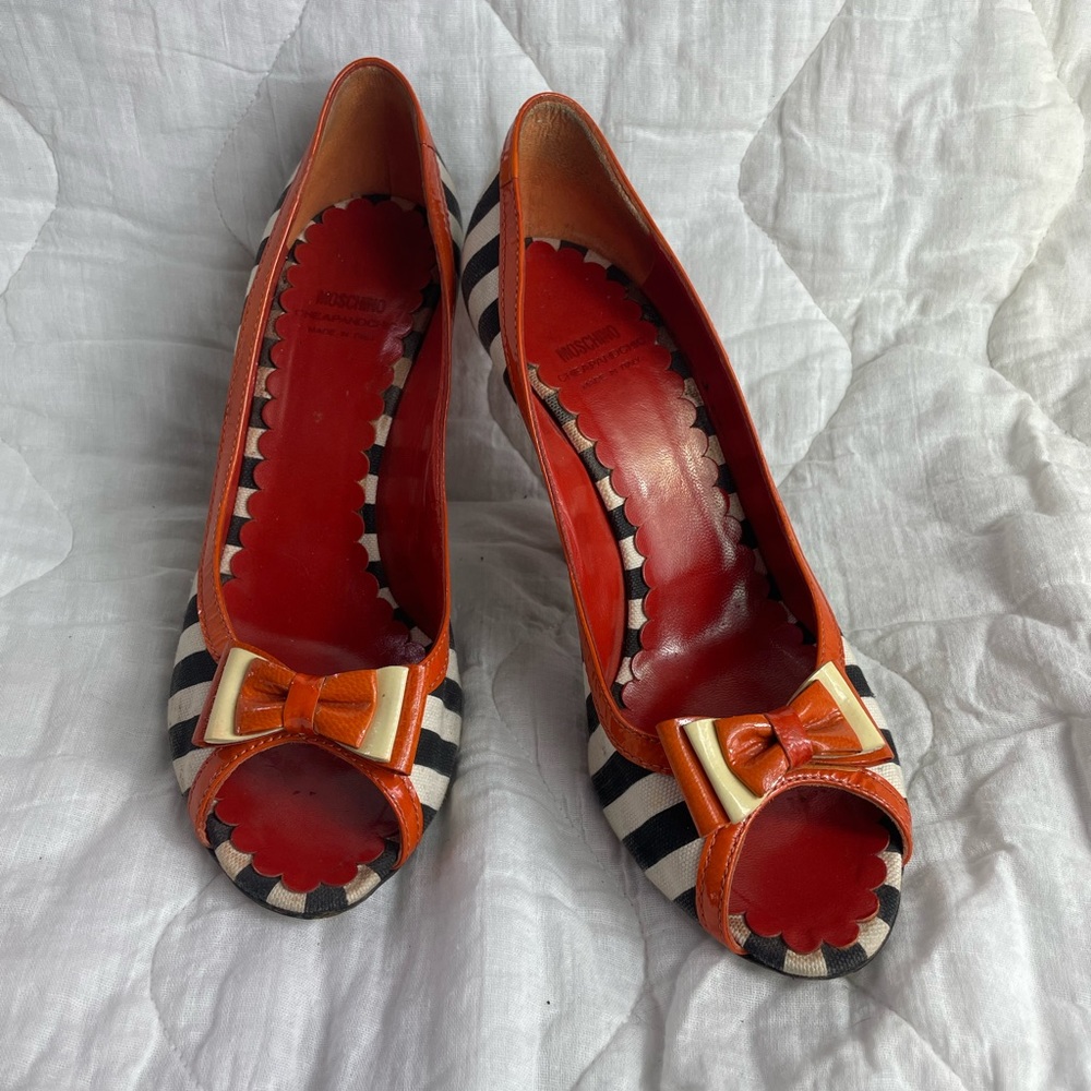 Moschino pumpkin orange and stripe heels